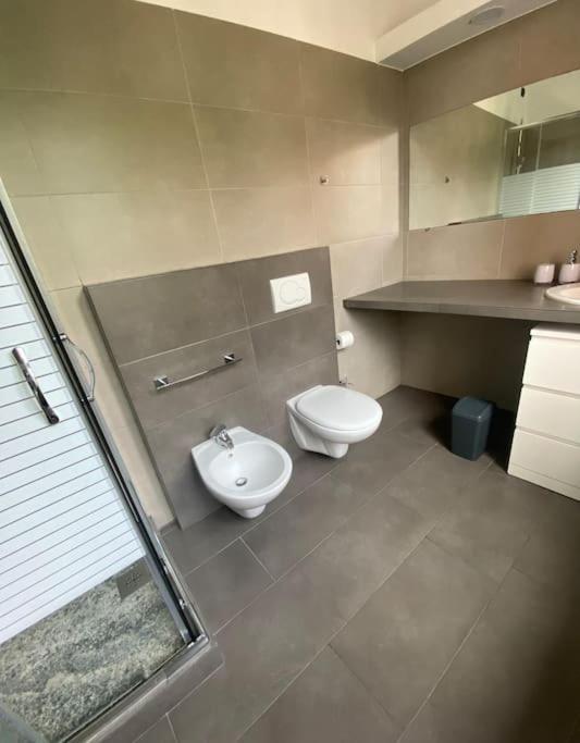 Nice House Luminoso Con Terrazzo Gallarate Exterior photo